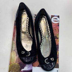 Juicy Couture Black loafers Sz 6 1/2